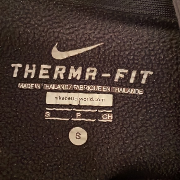 NIKE THERMA-FIT FULL LENGTH ZIP UP - Picture 3 of 3